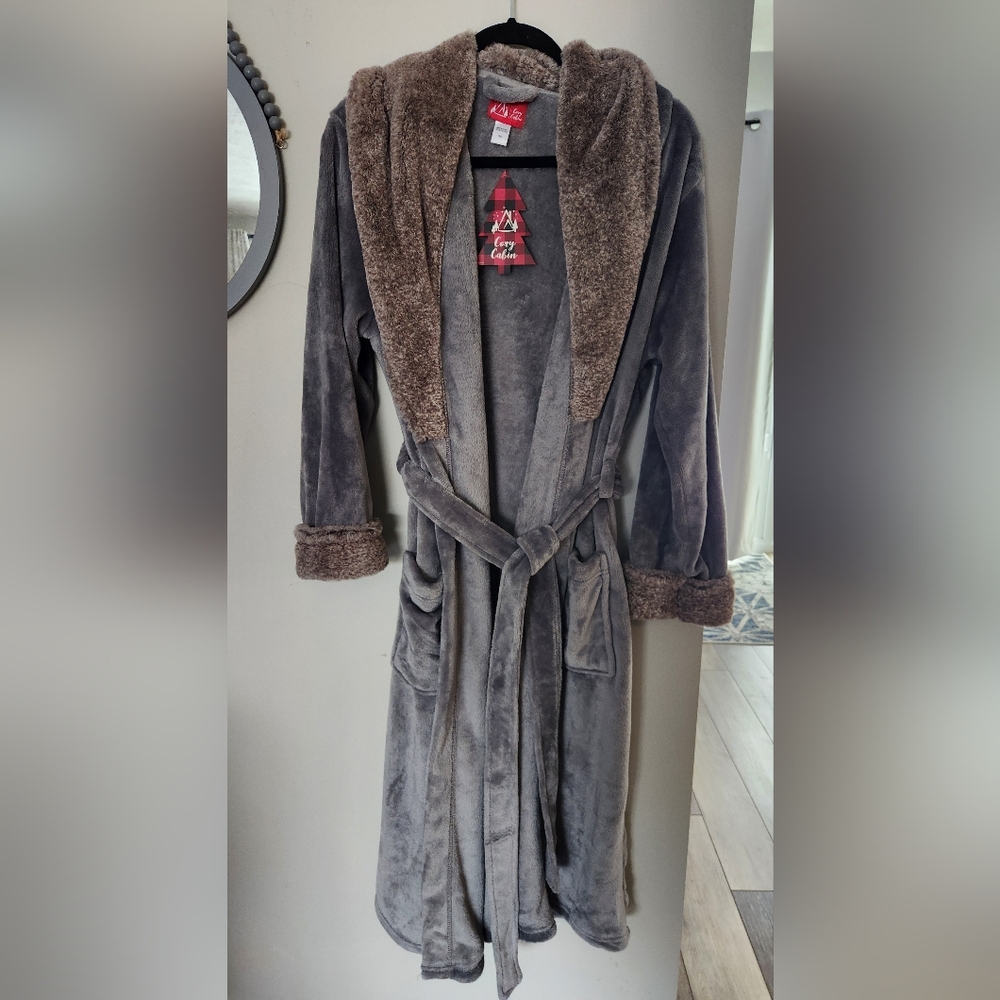 Cozy Cabin Super Soft Plush Spa Robe